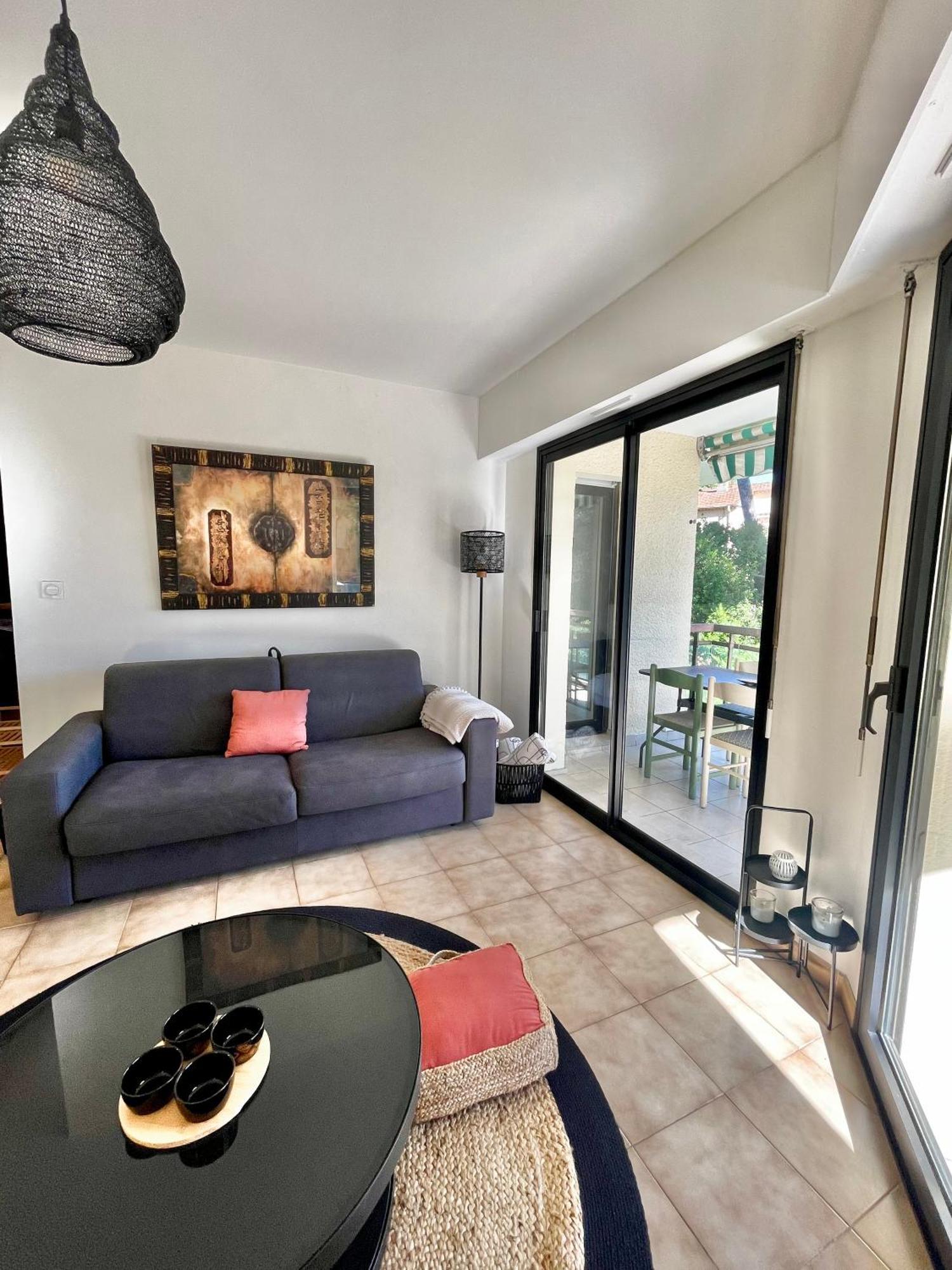 Appartement Plage Et Nature Saint-Raphael  Exterior photo